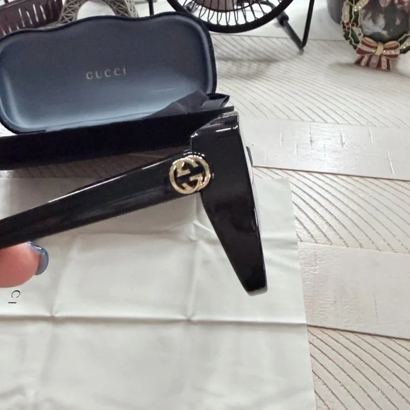 Gucci sunglasses - Picture 5 of 14